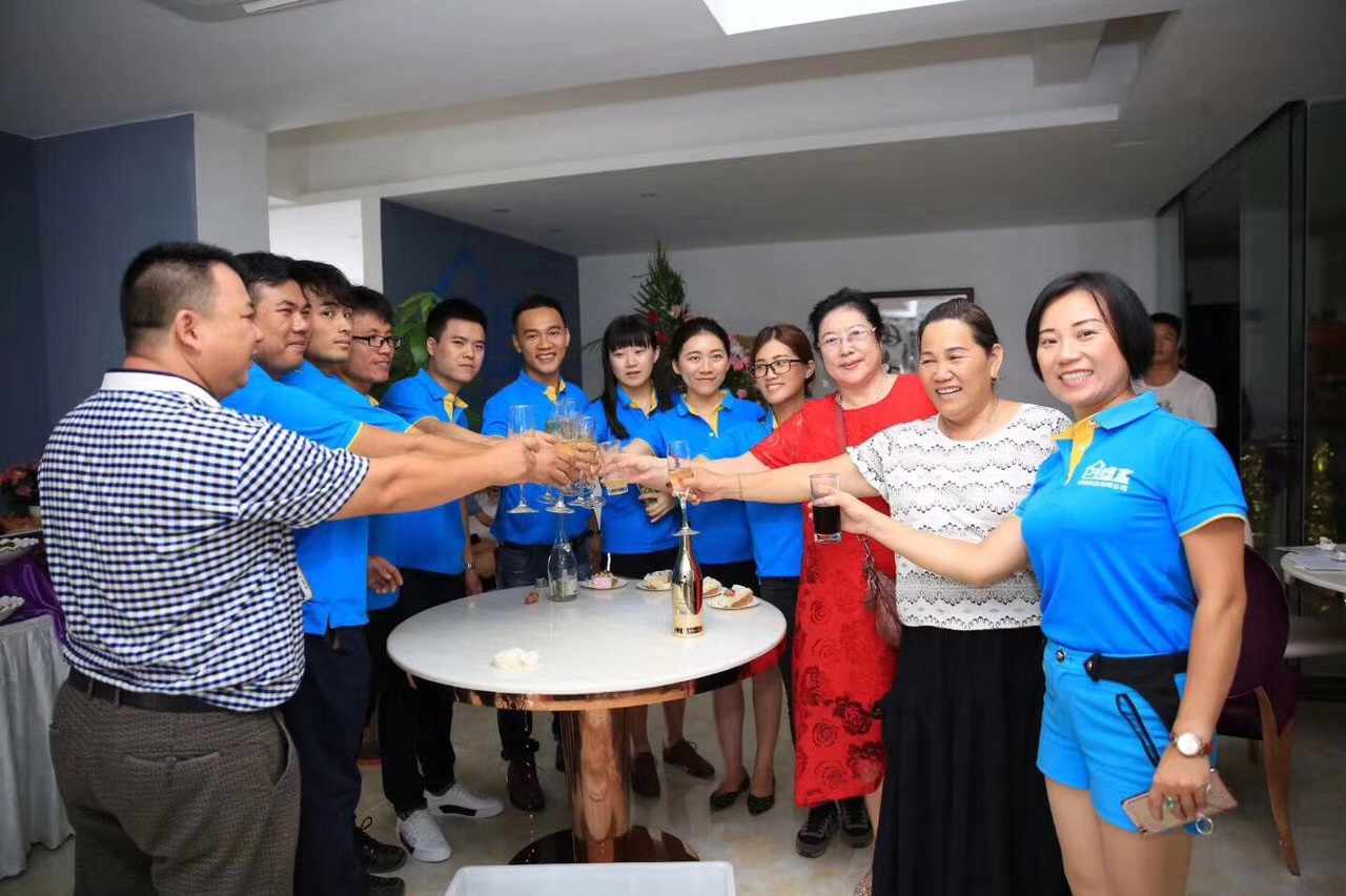 熱烈祝賀創(chuàng)綠家空氣治理海口服務(wù)中心新落成！