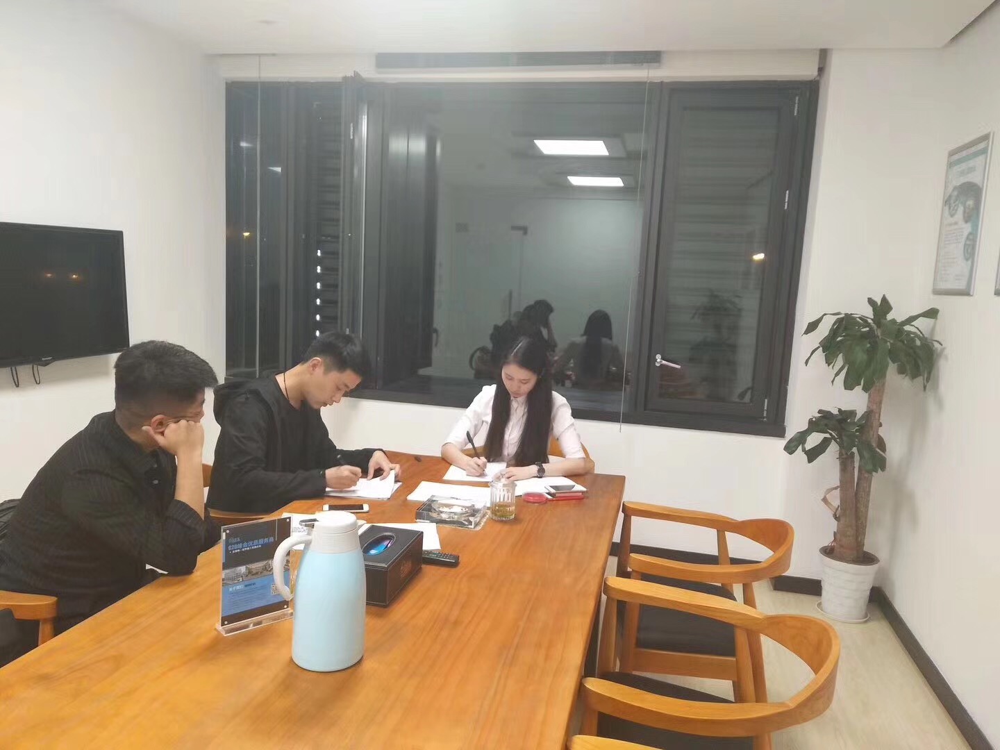 熱烈祝賀馬總、張總簽約創(chuàng)綠家亳州縣級代理！