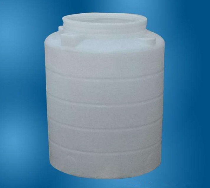 廚房水管破裂傳出刺鼻性氣味，原以為是鄰居家甲醛超標(biāo)，沒想到是“絕命毒師”