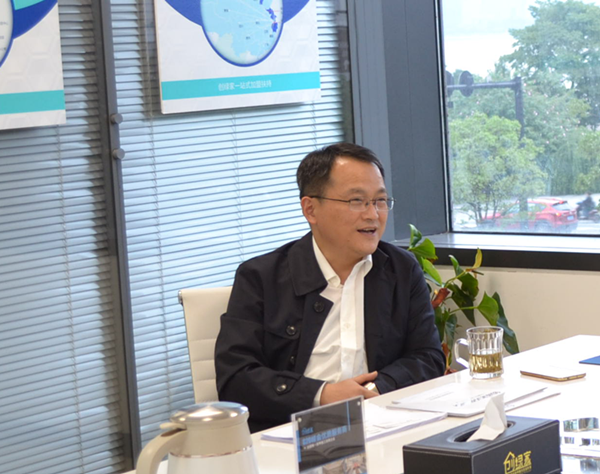 熱烈歡迎中科院賀軍輝教授蒞臨創(chuàng)綠家指導(dǎo)！