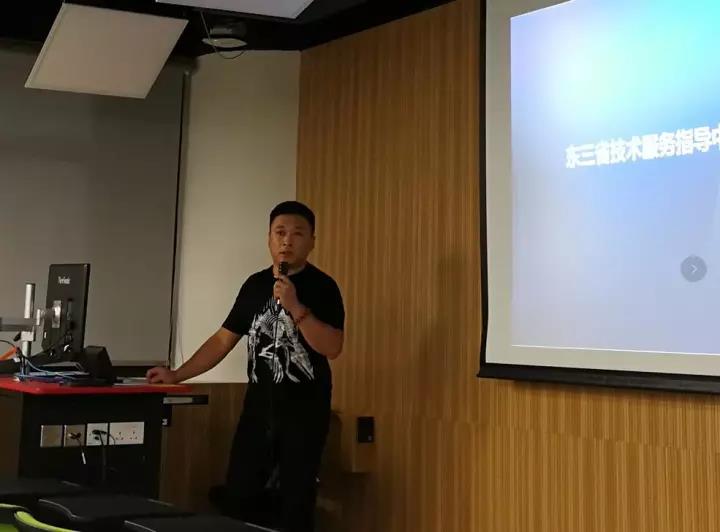 中港室內(nèi)環(huán)境凈化行業(yè)學(xué)術(shù)研討會暨中國室內(nèi)環(huán)境凈化治理專業(yè)委員會香港分會成立一周年紀(jì)念會議圓滿結(jié)束！