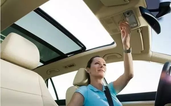 謹慎車內(nèi)“無影殺手”，趕快進行車內(nèi)甲醛治理！