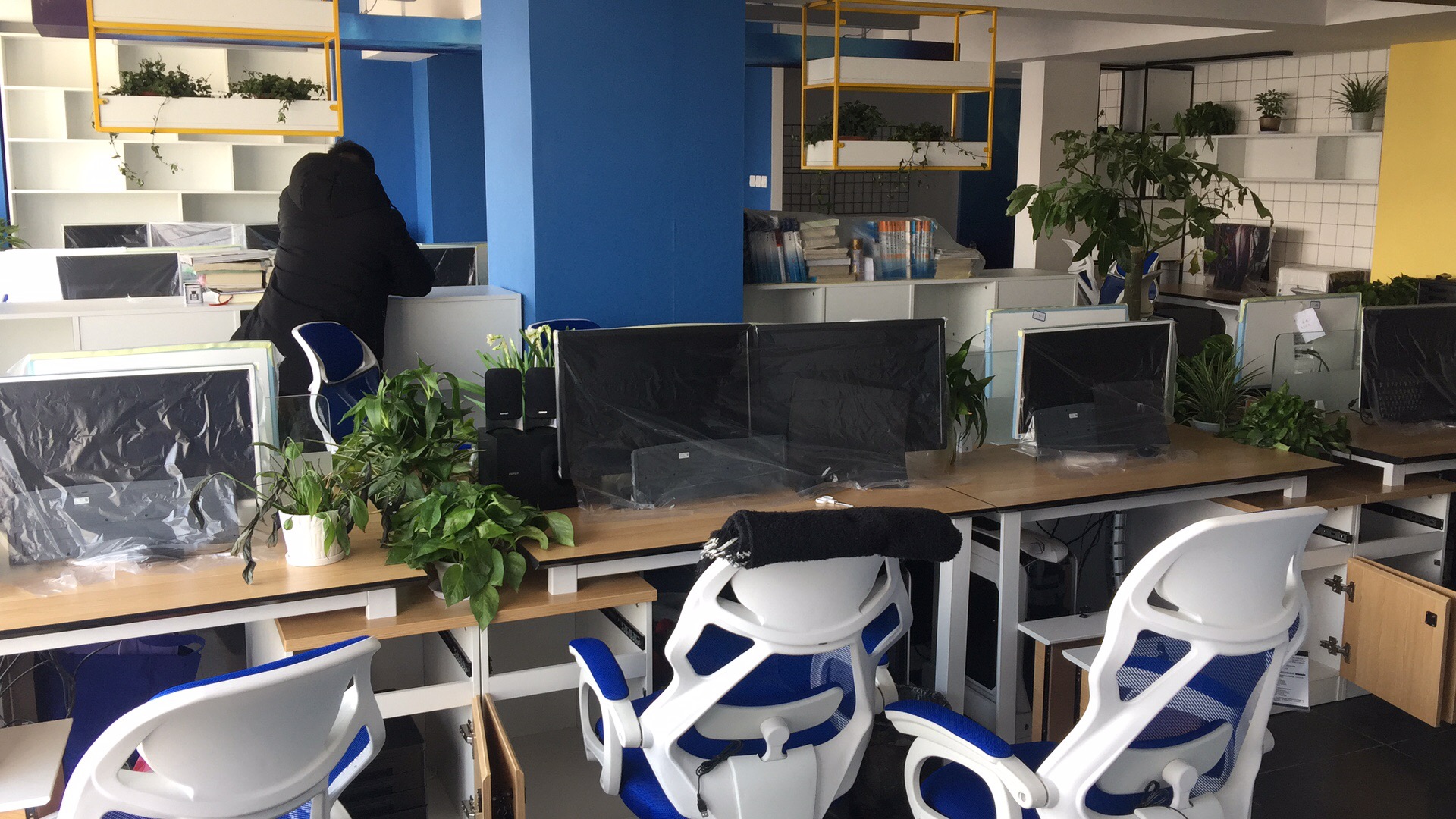 艾視美文化傳播公司室內(nèi)空氣治理 艾視美文化傳播公司室內(nèi)空氣治理