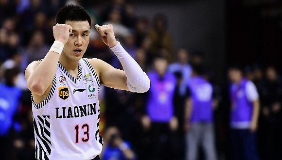 CBA***得分手發(fā)高燒吸氧0得分 教練：賓館房間新裝修，甲醛中毒導(dǎo)致的！