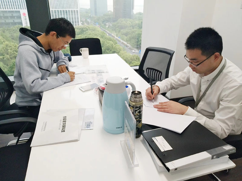 熱烈祝賀曹總簽約創(chuàng)綠家渭南市區(qū)級(jí)代理！