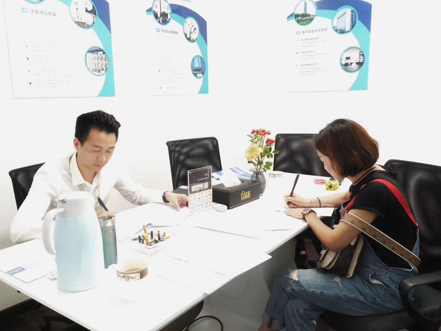 熱烈祝賀向總簽約創(chuàng)綠家懷化市區(qū)級代理！