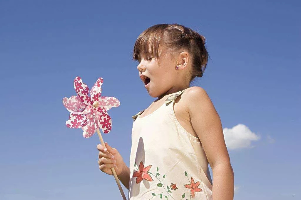 4歲男孩和媽媽辦“婚禮”，真相令人淚崩！