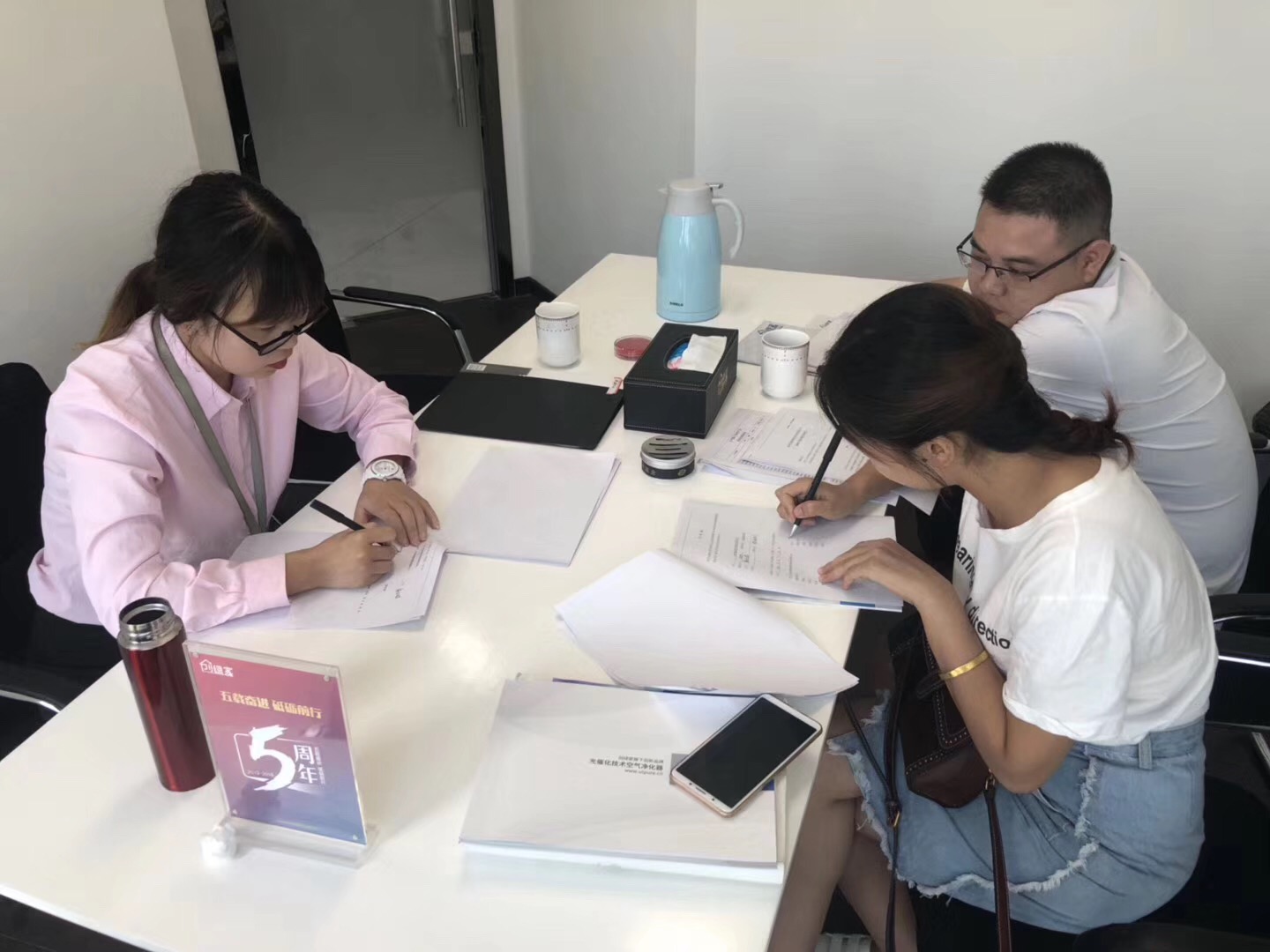 熱烈祝賀范總、顏總簽約創(chuàng)綠家永州市縣級代理！