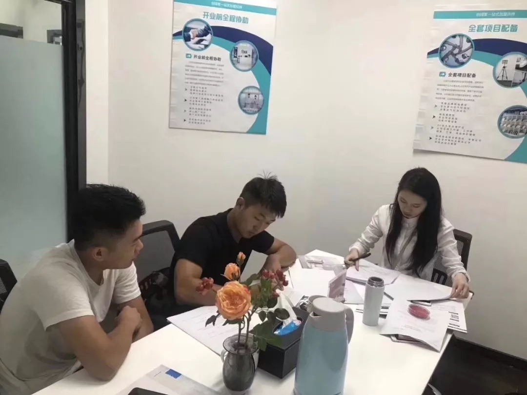 熱烈祝賀徐總簽約創(chuàng)綠家寧波市區(qū)級代理！