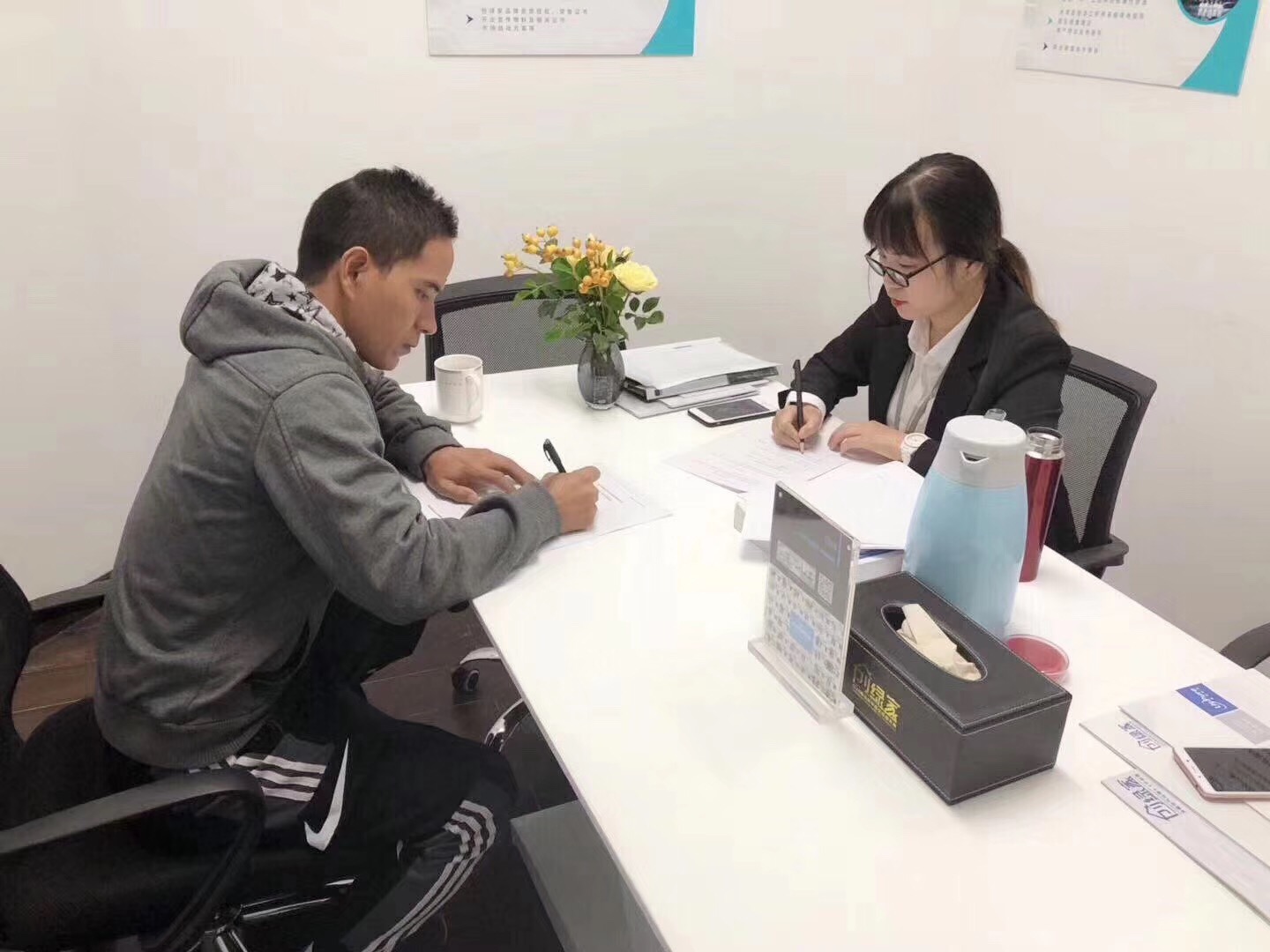 熱烈祝賀陳總簽約創(chuàng)綠家河南省縣級(jí)市代理！