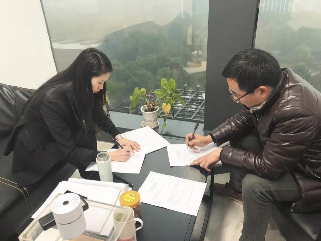 熱烈祝賀王總簽約創(chuàng)綠家浙江省寧波市區(qū)級(jí)代理！