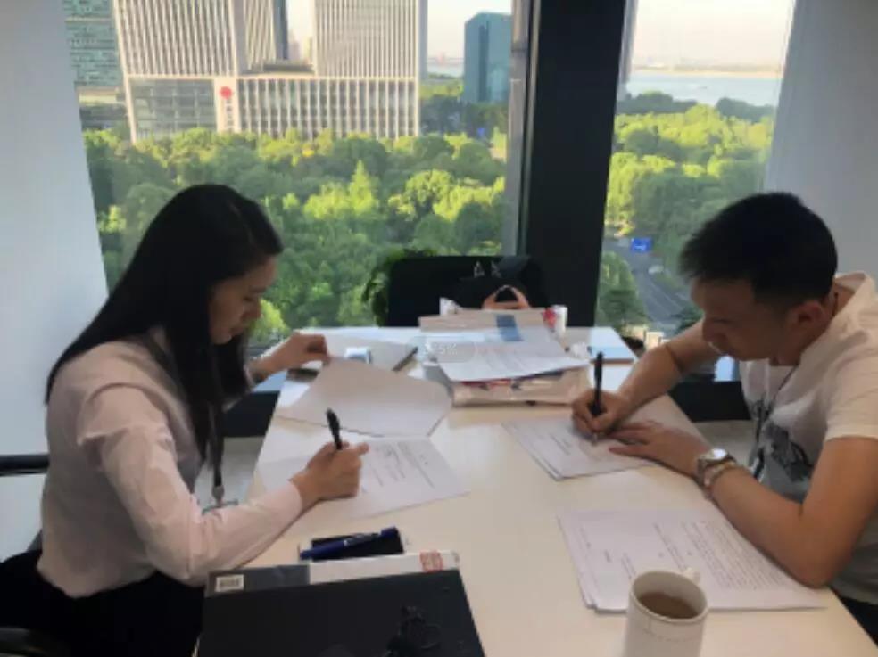 熱烈祝賀陽總簽約創(chuàng)綠家四川省瀘州市區(qū)級代理！