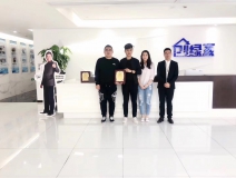 熱烈祝賀李總、王總簽約創(chuàng)綠家鞍山市區(qū)級(jí)代理！