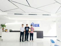 熱烈祝賀胡總、王總團(tuán)隊(duì)簽約創(chuàng)綠家上饒市縣級(jí)代理！