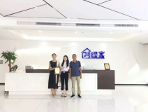 熱烈祝賀李總簽約創(chuàng)綠家河南省區(qū)級代理！