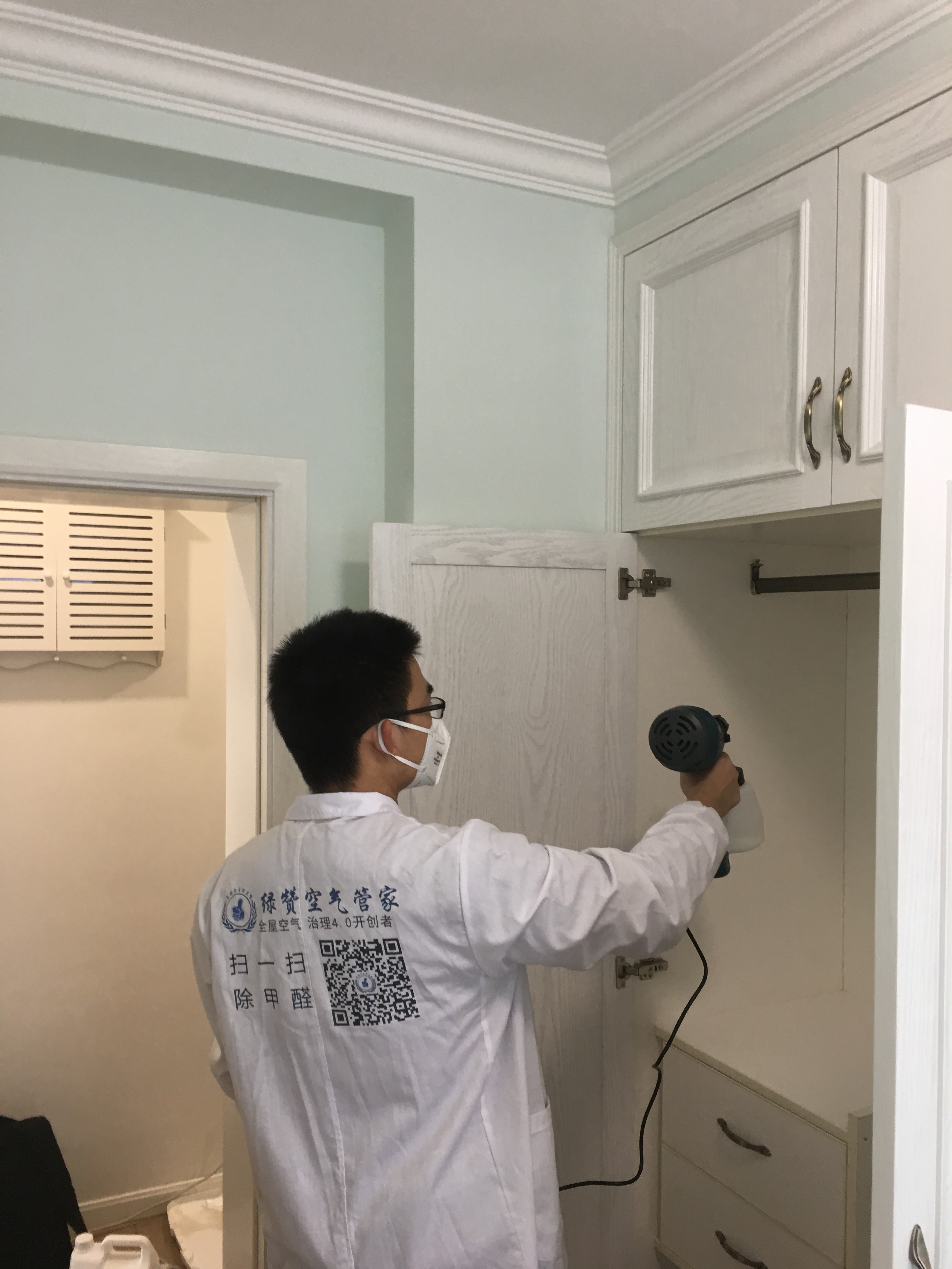 怎么樣才能選擇一家負(fù)責(zé)任的除甲醛公司？